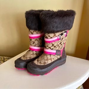 COACH Signature Pink Winter Snow Fur Mariette Boots